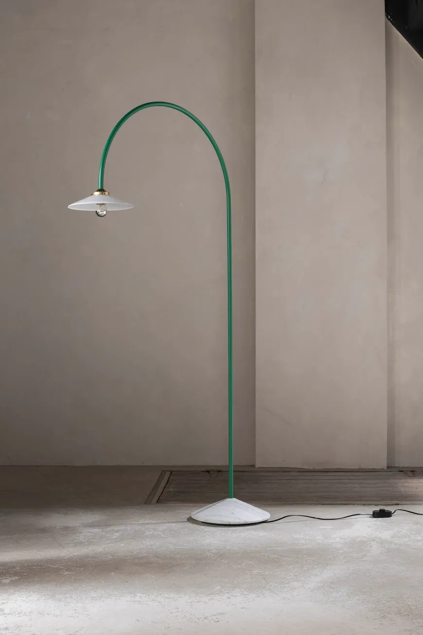 Standing Lamp No. 2 Marble fra Valerie Objects