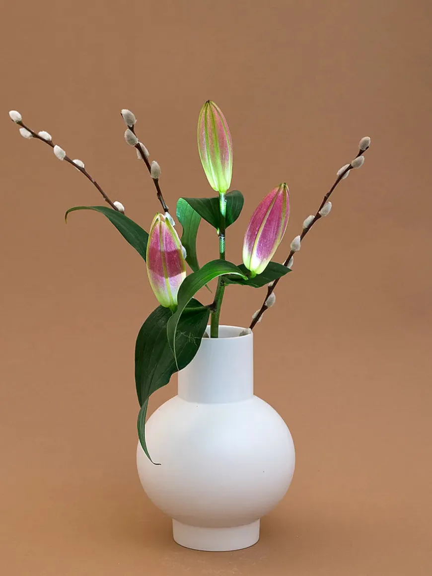 Strøm Vase, coral blush fra raawii