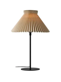 334T Bordlampe, buttermilk fra Le Klint