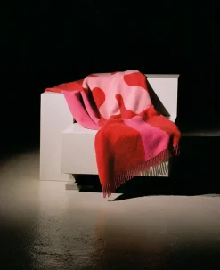 Teenagers from Mars Plaid, red/pink/white fra raawii