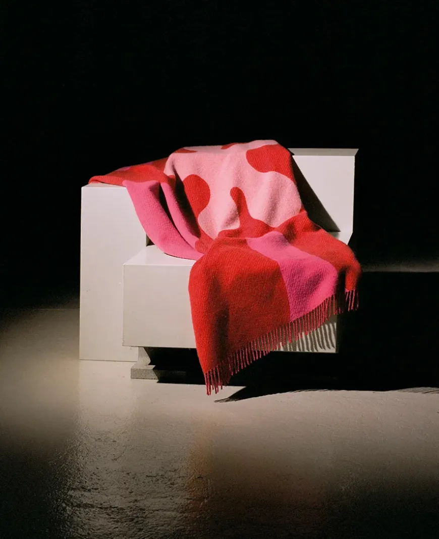 Teenagers from Mars Plaid, white/blue/leaf fra raawii