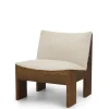 Tenon Lounge Chair, fumed oak fra New Works