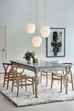 The Bouquet Pendel, large fra Le Klint