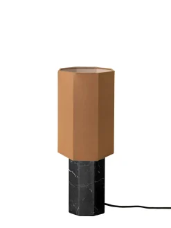 The Eight Over Eight Lamp Small, beige travertine fra Louise Roe