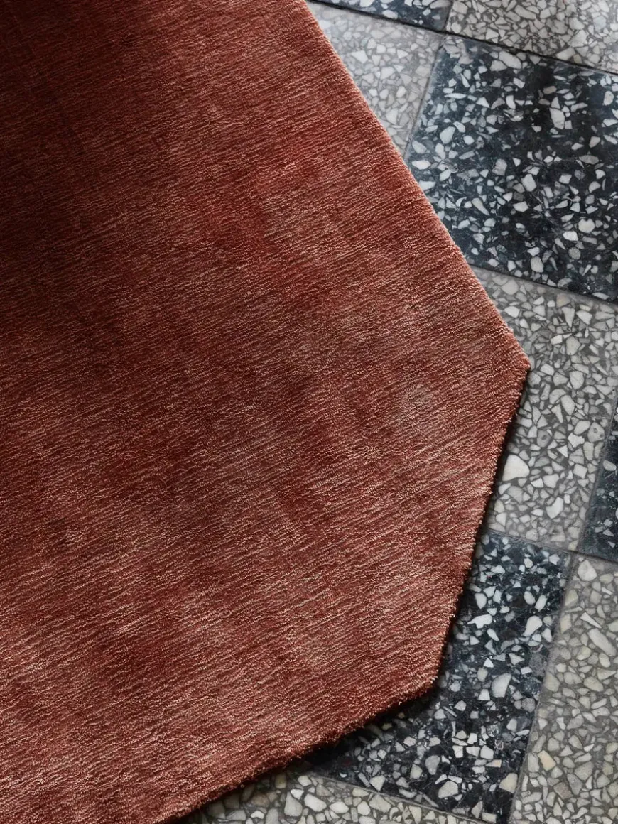 The Moor Rug AP6 240x240 fra &Tradition