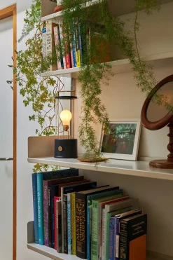 The Muse Portable Lampe, Pleasure Garden Green fra Tala