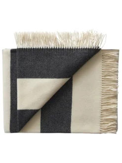 The Sweater Plaid, black fra Silkeborg Uldspinderi