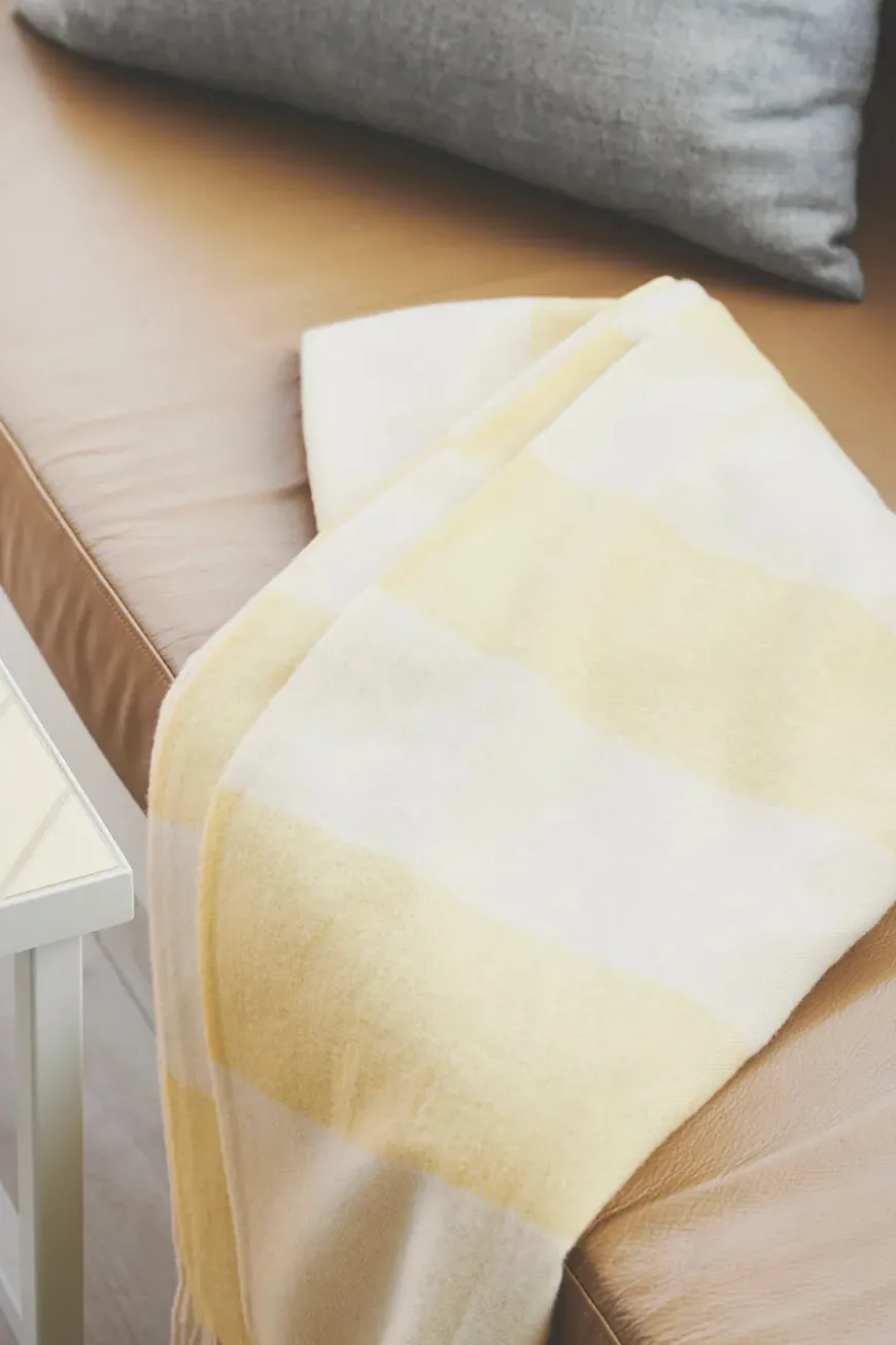 The Sweater Plaid, yellow fra Silkeborg Uldspinderi