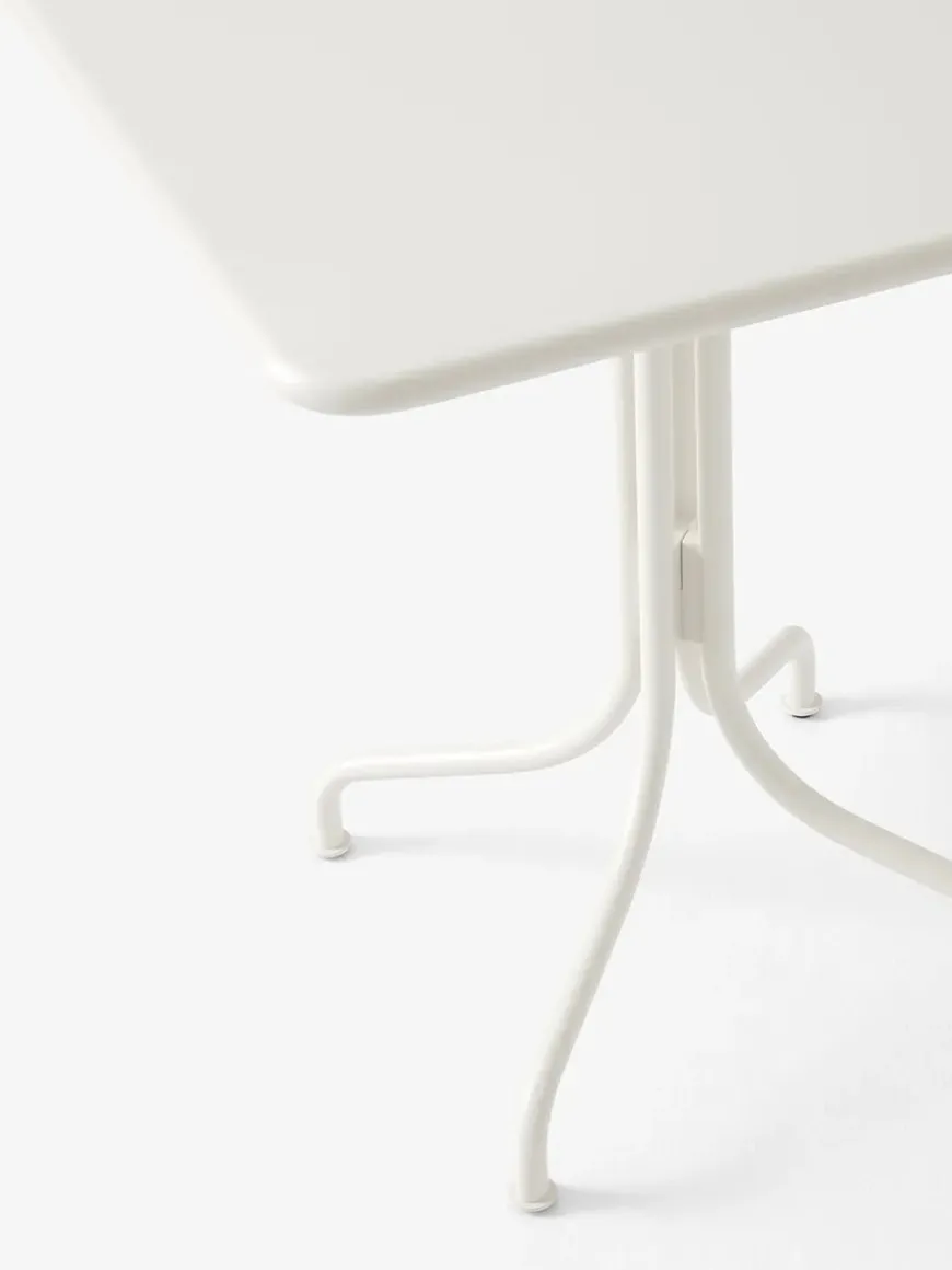 Thorvald SC97 Cafébord, 70x70 fra &Tradition