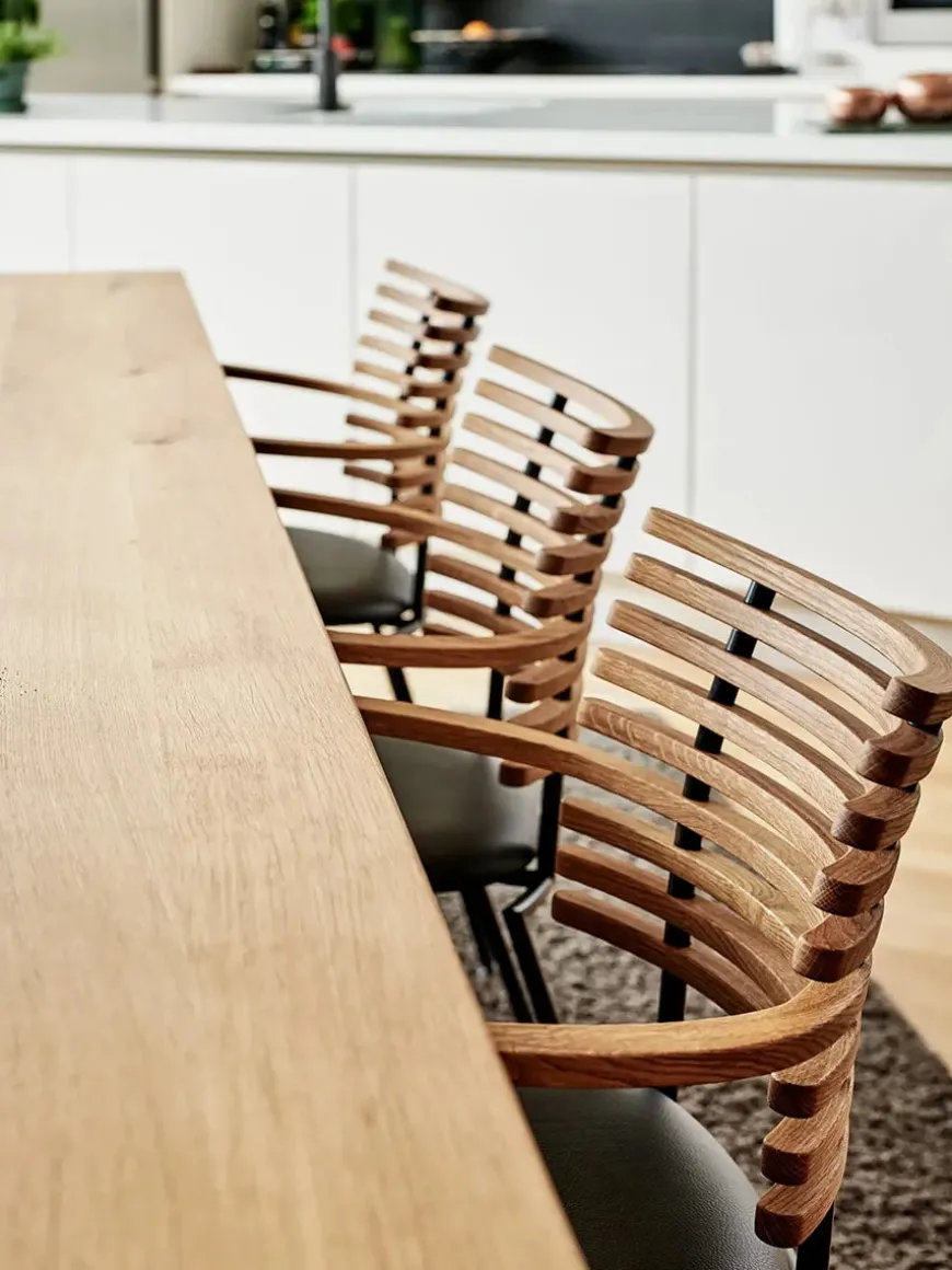 Tiger Armstol, sort læder fra Naver Collection