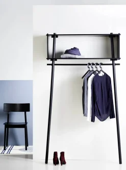 Töjbox Wardrobe fra Woud