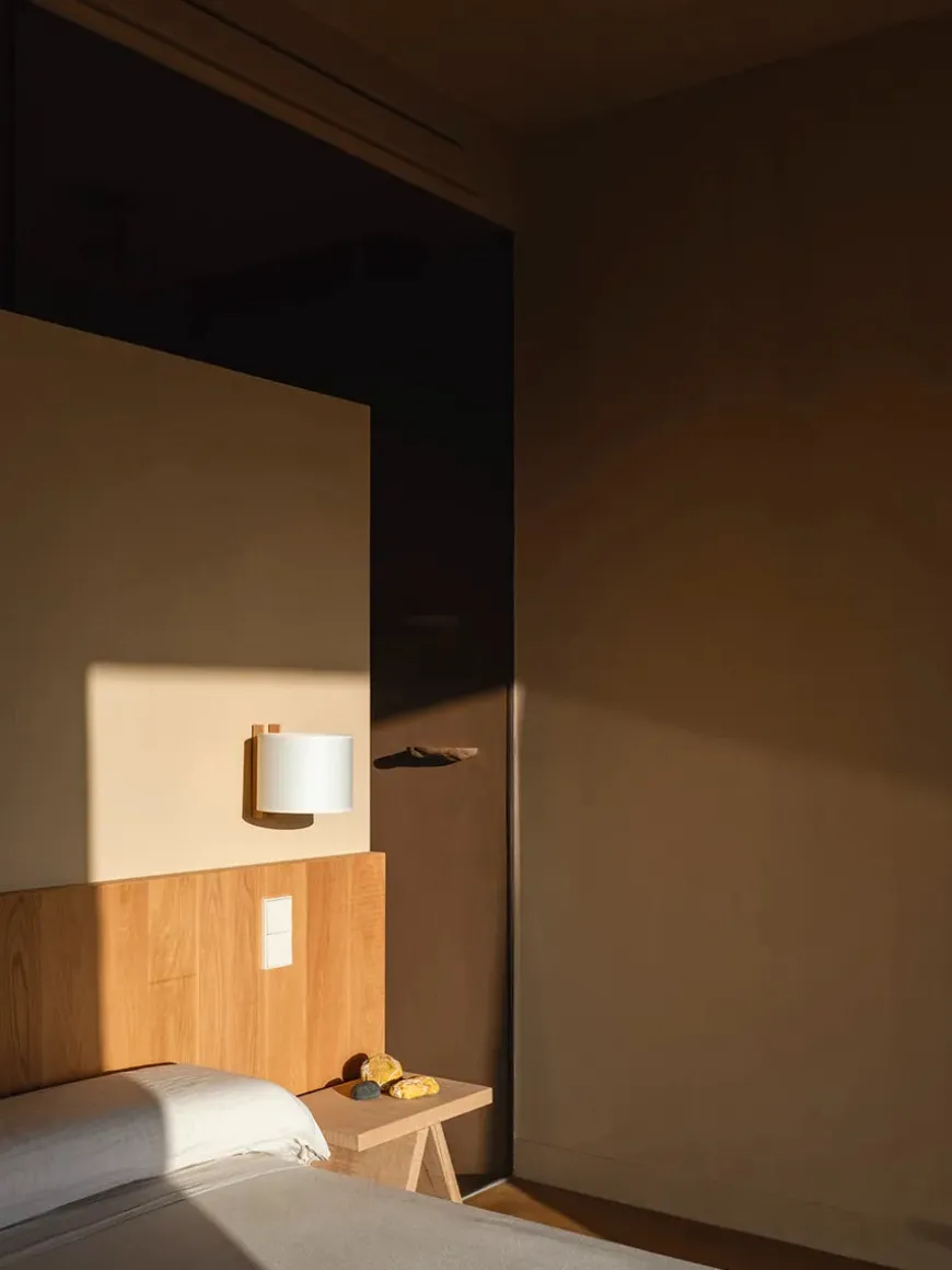 TMM Corto Væglampe, bøg fra Santa and Cole