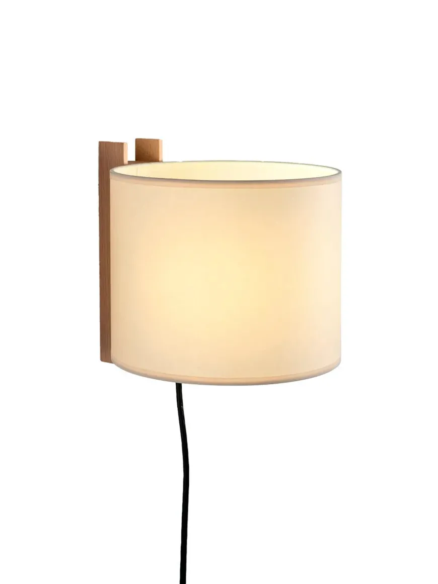 TMM Corto Væglampe, bøg fra Santa and Cole