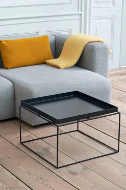 Tray Coffee Table 60x60 fra Hay