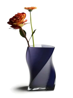 Twister vase fra Piet Hein (Sort)