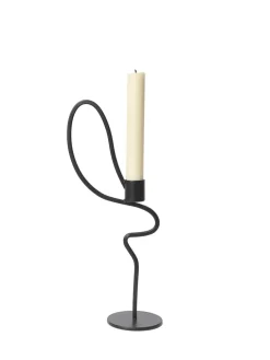 Valse Candleholder, high fra Ferm Living