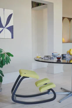 Variable Balans Stol fra Variér natur bøg