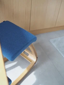 Variable Balans Stol fra Variér natur bøg