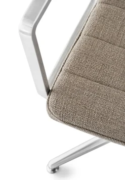VIPP452 Swivel Chair, curly edition fra Vipp