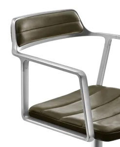 VIPP452 Swivel Chair m/hjul, camel læder fra Vipp