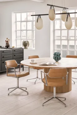 VIPP453 Swivel Chair m/hjul fra Vipp