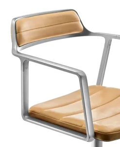 VIPP452 Swivel Chair m/hjul, sort læder fra Vipp