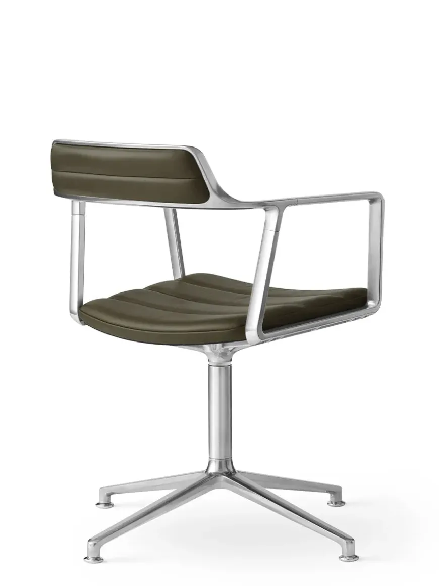 VIPP452 Swivel Chair, sort læder fra Vipp