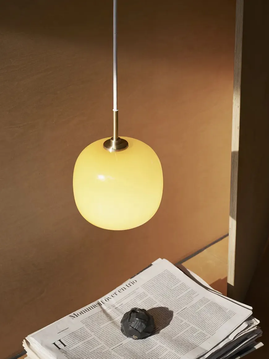 VL45 Radiohus Pale Rose Pendel 175 fra Louis Poulsen