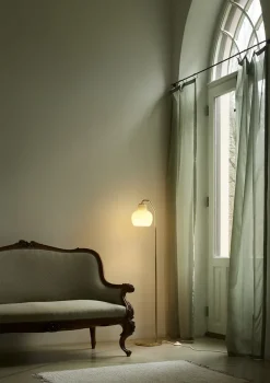 VL Ringkrone Gulvlampe fra Louis Poulsen