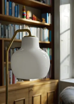 VL Ringkrone Gulvlampe fra Louis Poulsen