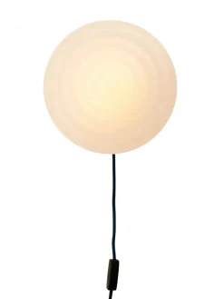 Whipped Wall Lamp, pure green fra LEO Objects