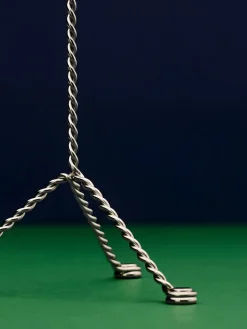 Wire Candleholder fra Hay