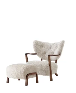 Wulff lænestol inkl. skammel - Sheepskin Honey fra &Tradition