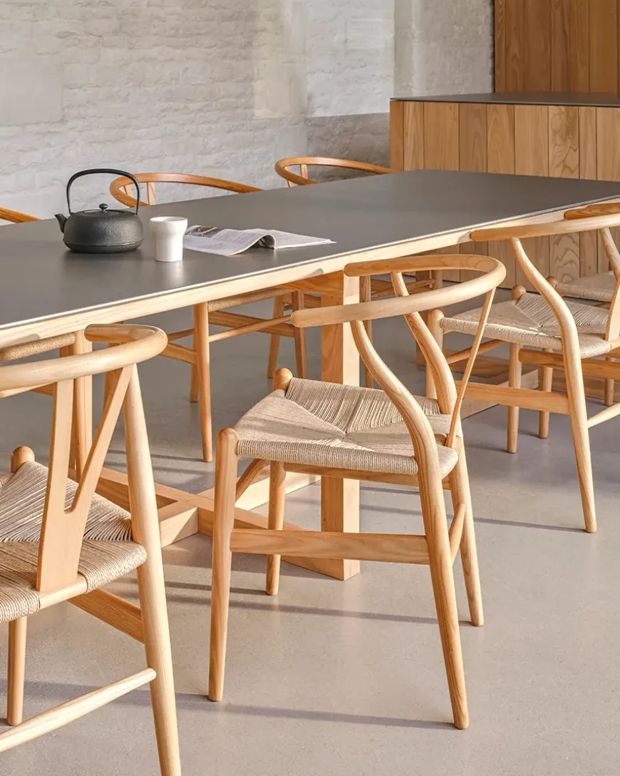 Y-stol CH24, Bøg olie af Hans J. Wegner