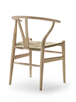 Y-stol CH24, Eg røget olie af Hans J. Wegner