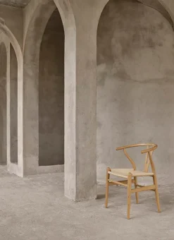 Y-stol CH24, eg sæbe af Hans J. Wegner