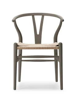 Y-stol CH24 Soft Green af Hans J. Wegner