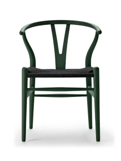Y-stol CH24 Soft Hollyhock med sort flet af Hans J. Wegner