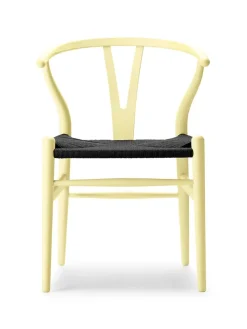 Y-stol CH24 Soft Silver Grey med sort flet af Hans J. Wegner