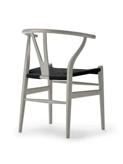 Y-stol CH24 Soft Slate med sort flet af Hans J. Wegner