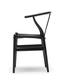 Y-stol CH24, sort eg med sort flet af Hans J. Wegner
