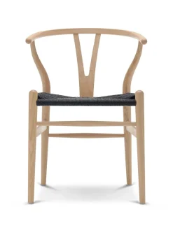 Y-stol CH24, sort eg med sort flet af Hans J. Wegner