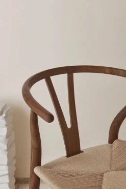 Y-stol CH24, Valnød olie af Hans J. Wegner