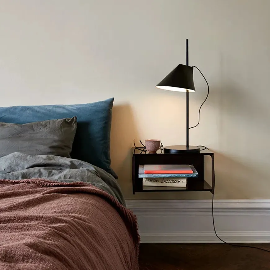 Yuh bordlampe fra Louis Poulsen